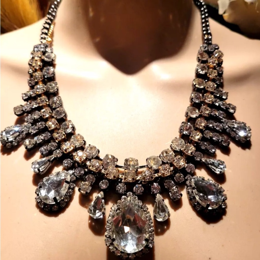 Diamanté Designer Oval Pendant Crystal Choker